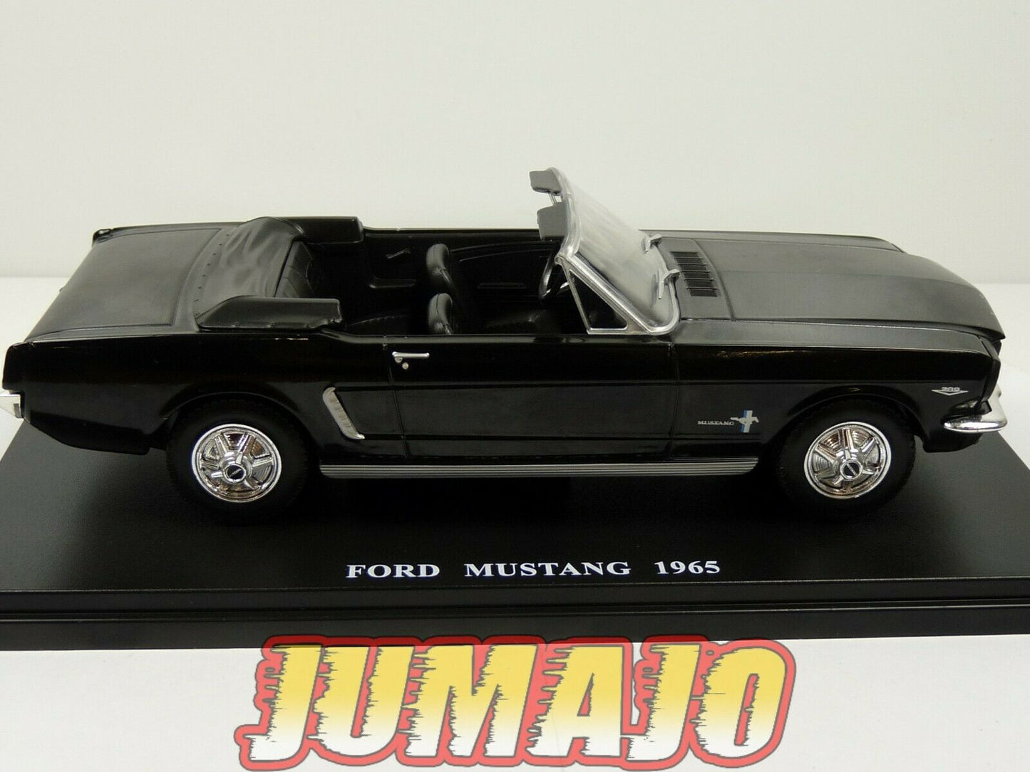 VQ42 Voiture 1/24 SALVAT Models : FORD MUSTANG  cabriolet 1965