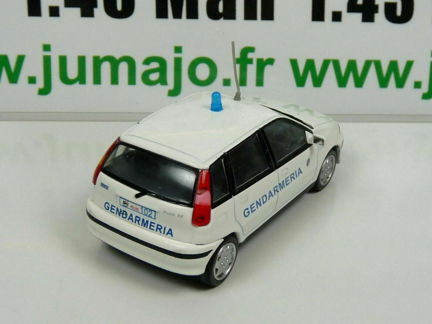 PM50 1/43 IST déagostini Police du Monde :  FIAT Punto Gendarmeria san Marino