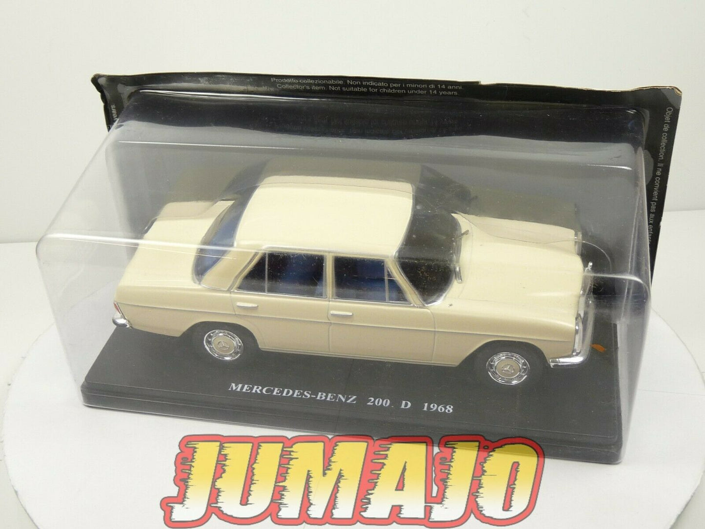 VQ45 Voiture 1/24 SALVAT Models : MERCEDES BENZ 200 D 1968