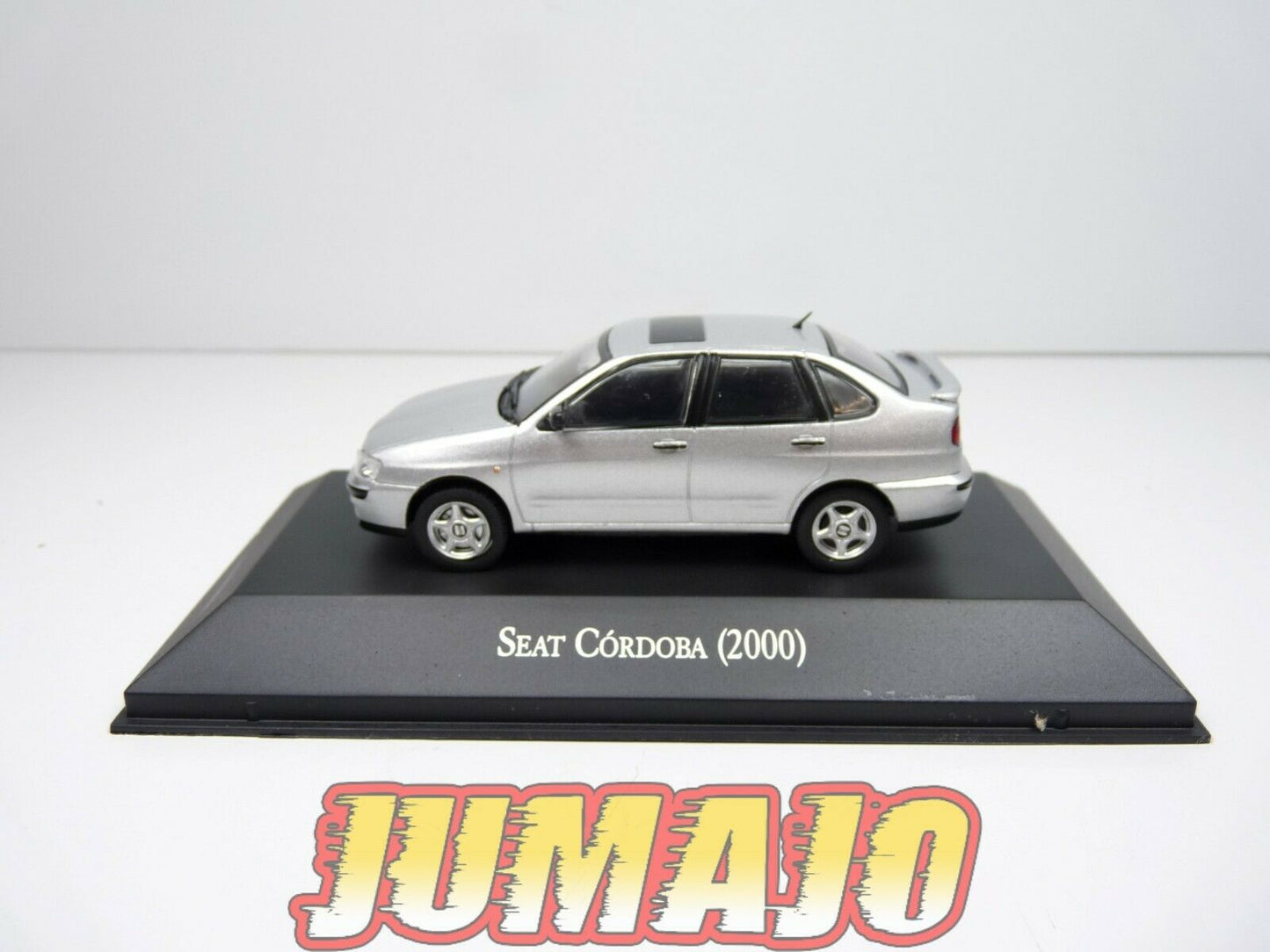 AQV35 Voiture 1/43 SALVAT Inolvidables 80/90 SEAT CORDOBA 2000