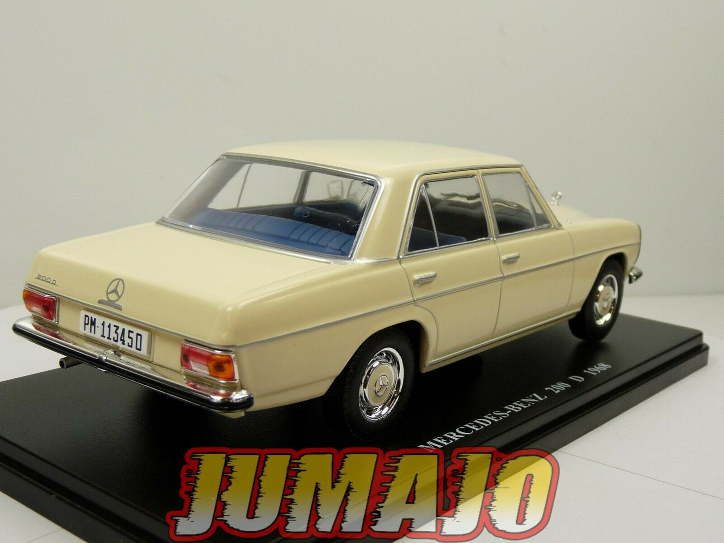 VQ45 Voiture 1/24 SALVAT Models : MERCEDES BENZ 200 D 1968