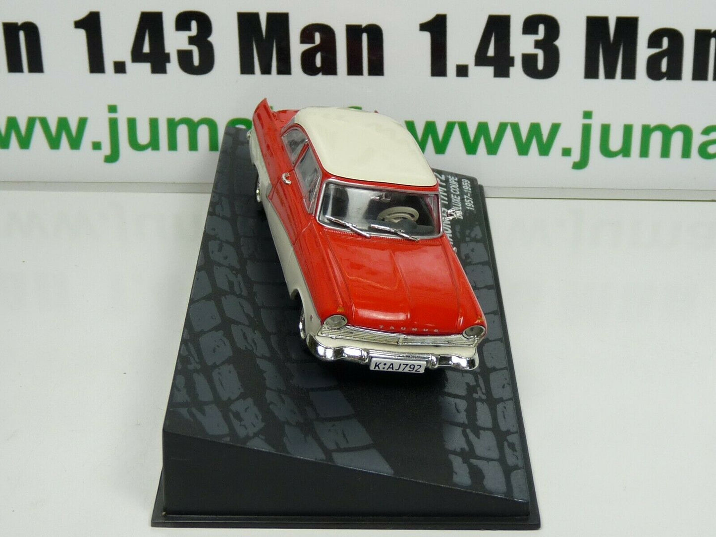 FRD3 voiture 1/43 IXO eagle moss : FORD TAUNUS 17M P2 1957/1959