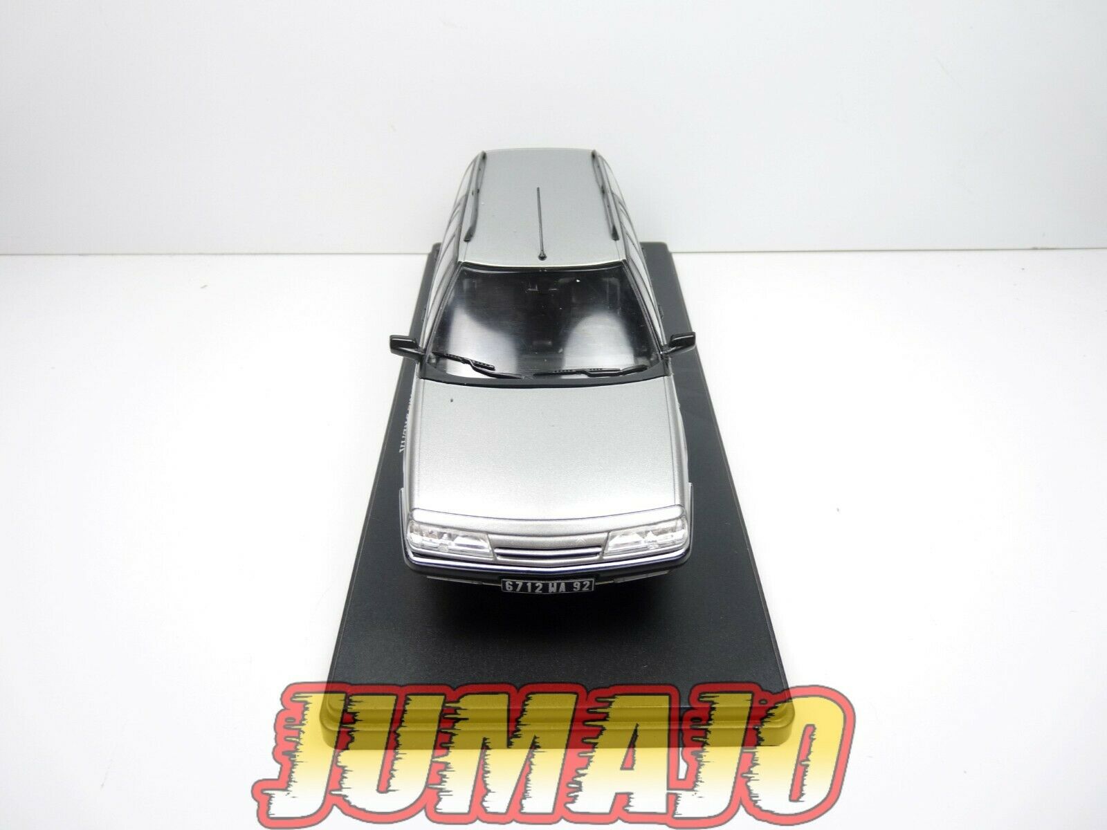 OPO 10 - Coche copatible con Citroen ID 19 Break - Hachette 1/24 OPO 10 - Coche copatible con Citroen ID 19 Break - Hachette 1/24