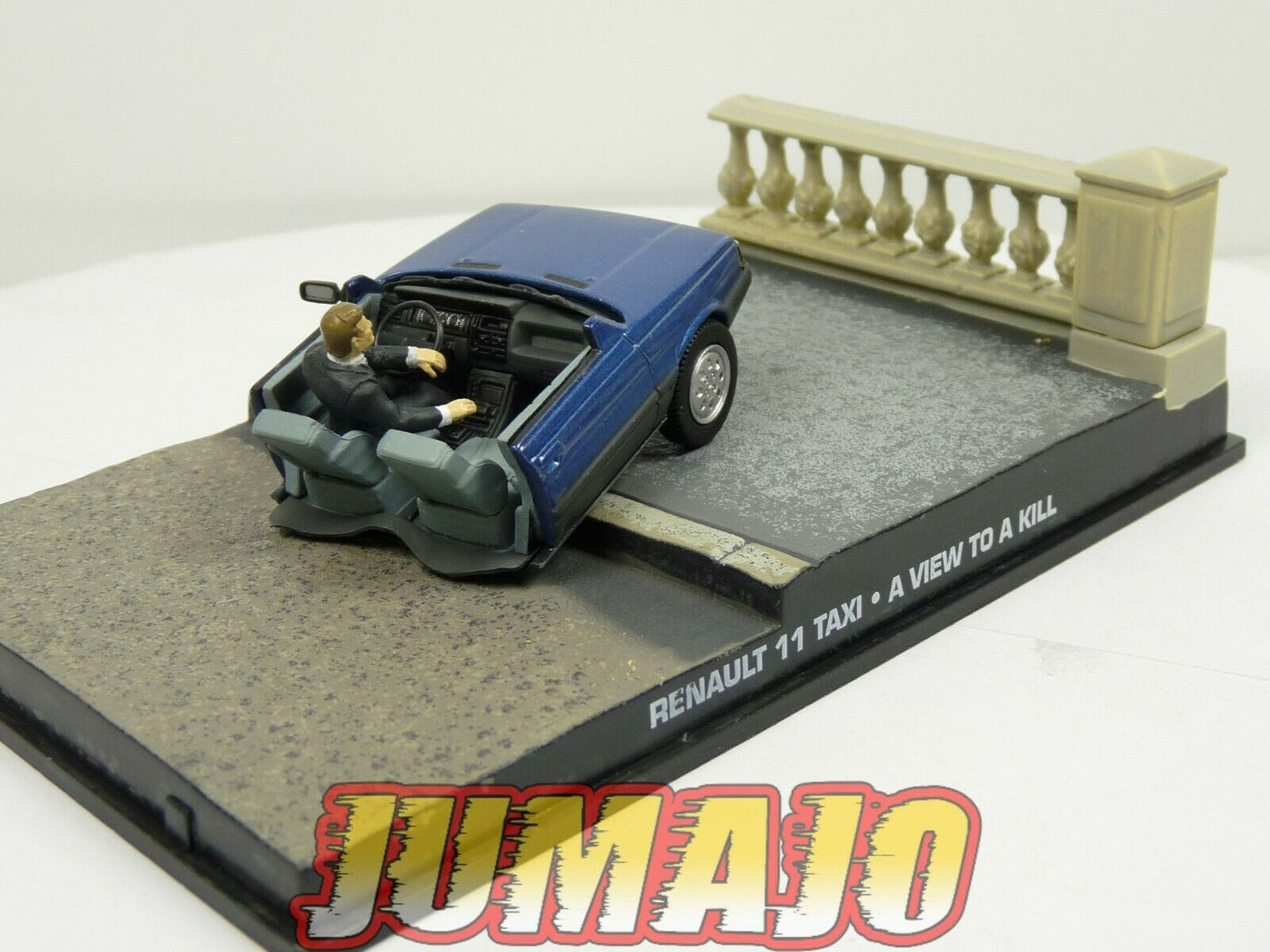 JB139 voiture 1/43 IXO 007 JAMES BOND Renault 11 Taxi a view to kill CADEAU