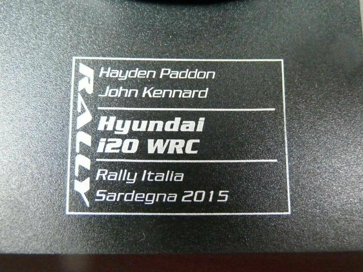 RD11 voiture 1/43 IXO Direkt Rallye : HYUNDAI I20 WRC Italie 2015 H.Paddon