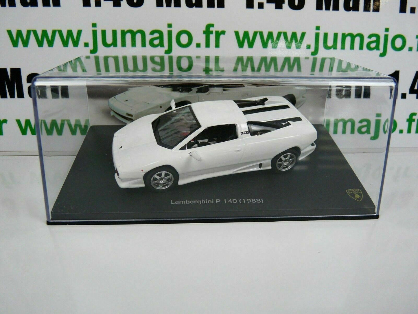 LB56 voiture 1/43 IXO LAMBORGHINI : P 140 1988