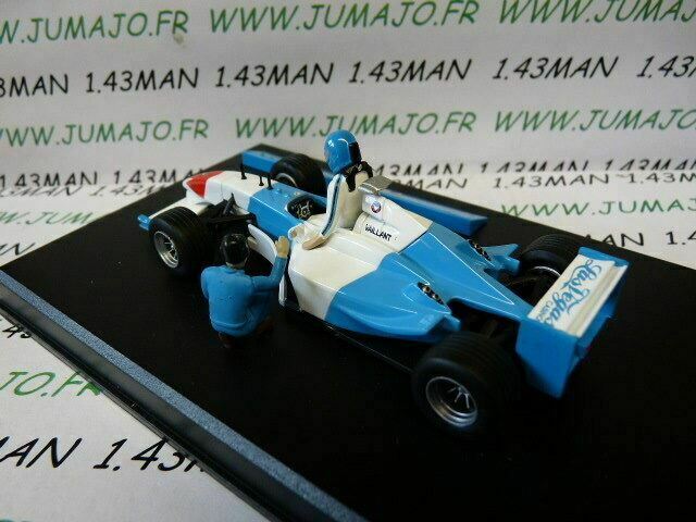 MV2 voiture altaya IXO 1/43 diorama MICHEL VAILLANT : F1 2003 FORMULE 1 n°2